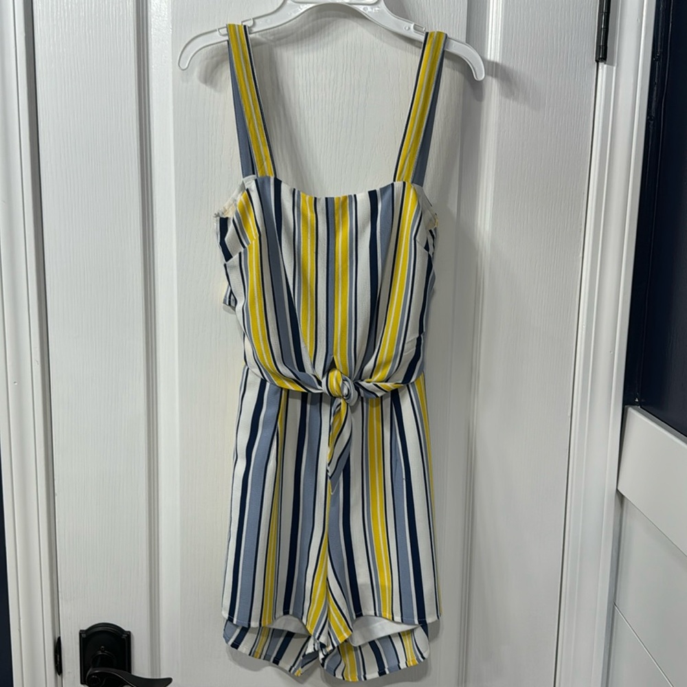 Striped summer backless romper